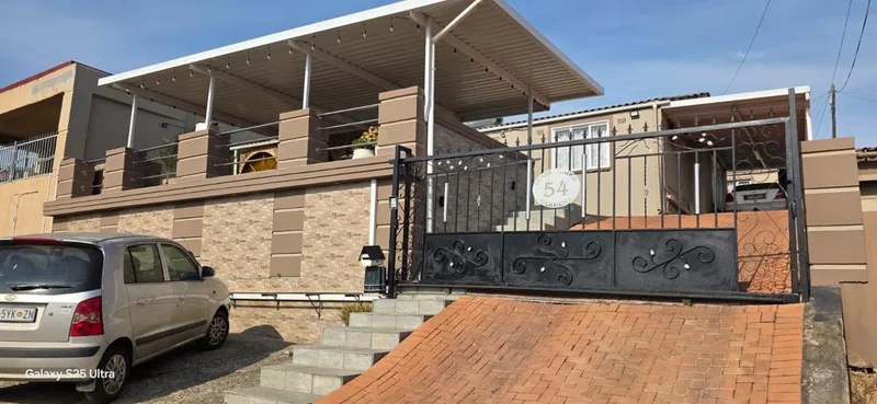 4 Bedroom House to rent in Stonebridge
