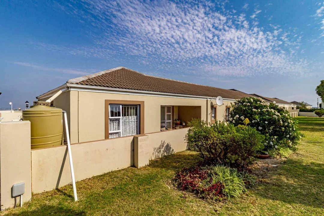3 Bedroom Townhouse to rent in Pine Creek Estate