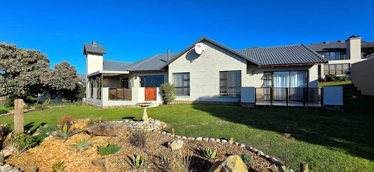 3 Bedroom House to rent in Mossel Bay Golf Estate