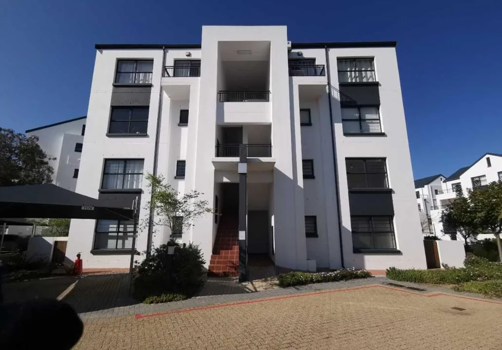 2 Bedroom Apartment / flat to rent in De Velde