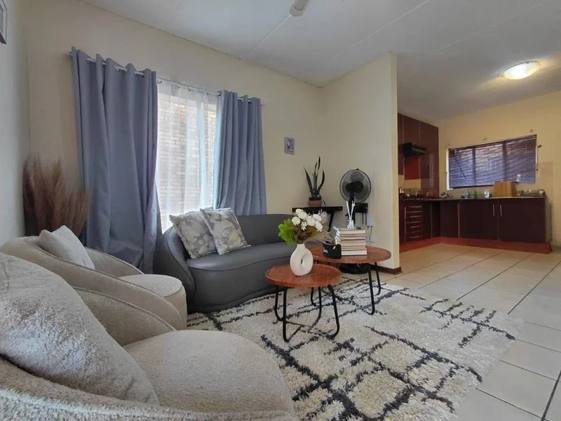 2 Bedroom Townhouse for sale in Baillie Park