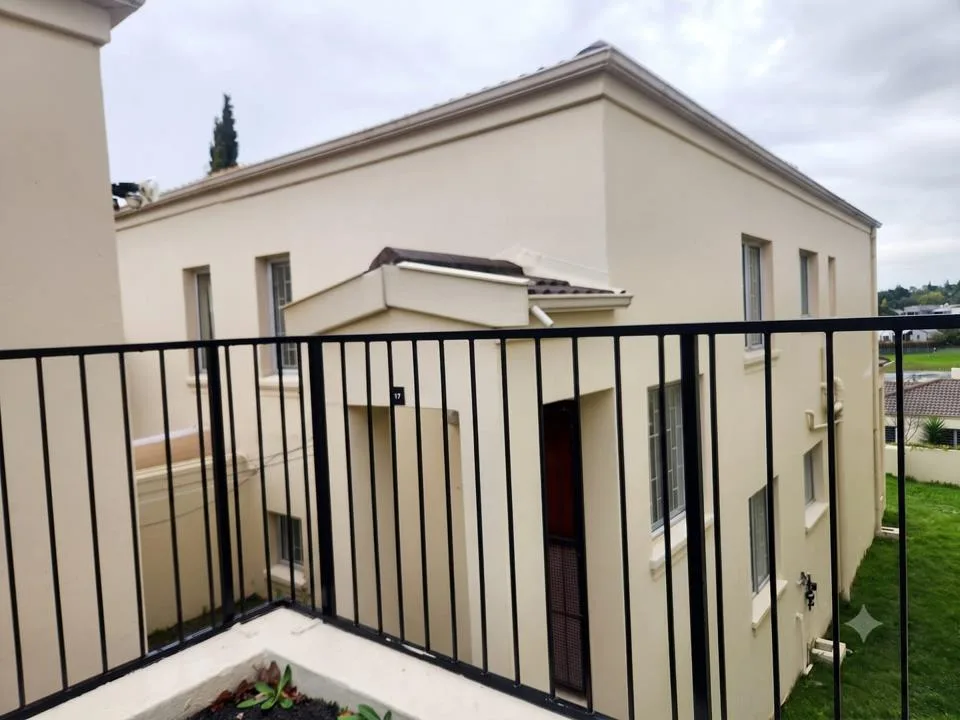 3 Bedroom Townhouse to rent in Oude Westhof
