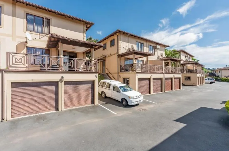 3 Bedroom Townhouse to rent in The Wolds