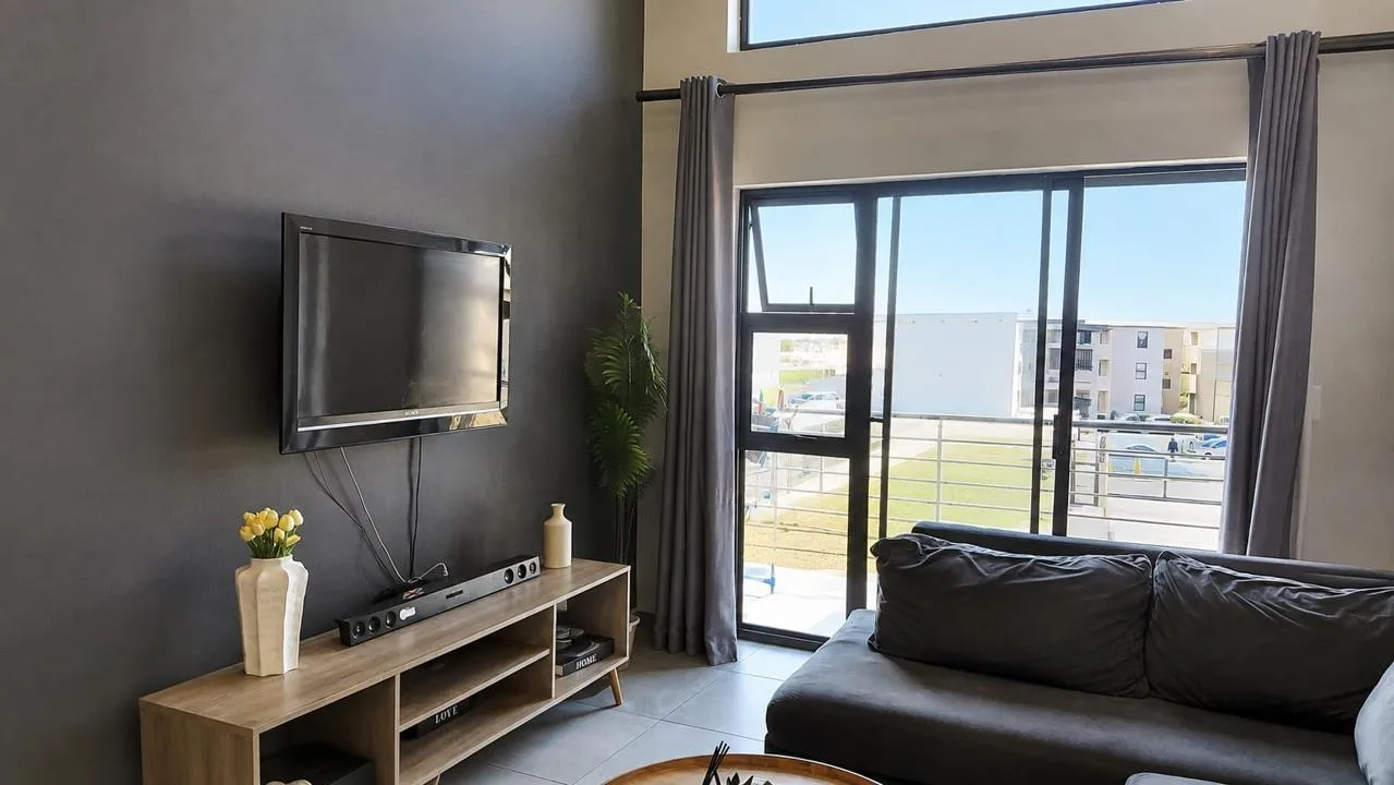 2 Bedroom Apartment / flat to rent in Parklands