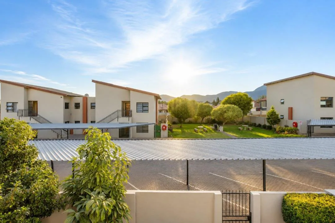 3 Bedroom Apartment / flat for sale in Melodie
