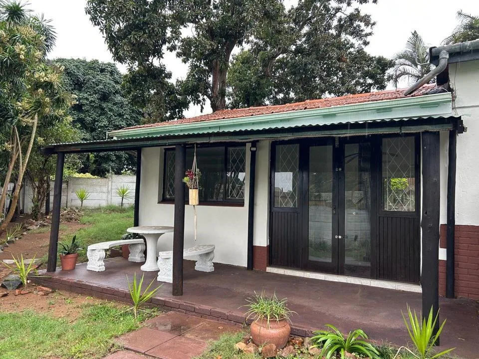 1 Bedroom House to rent in Umbogintwini