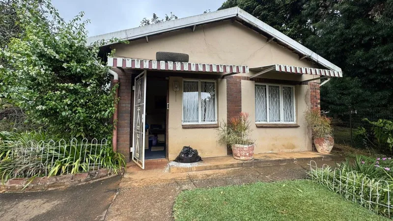1 Bedroom House to rent in Prestbury