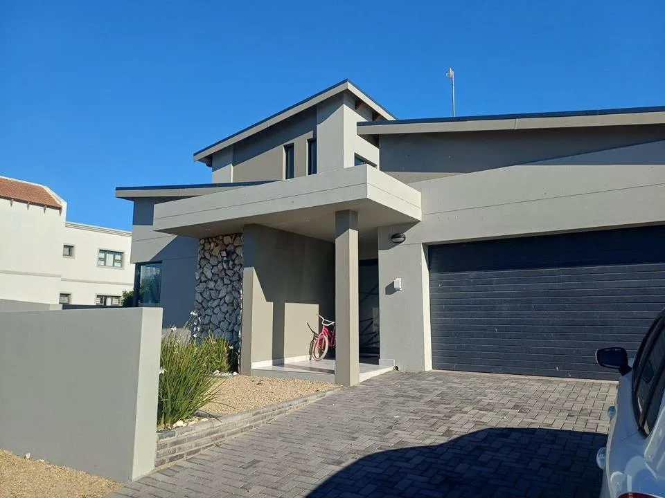 3 Bedroom House to rent in Calypso Beach
