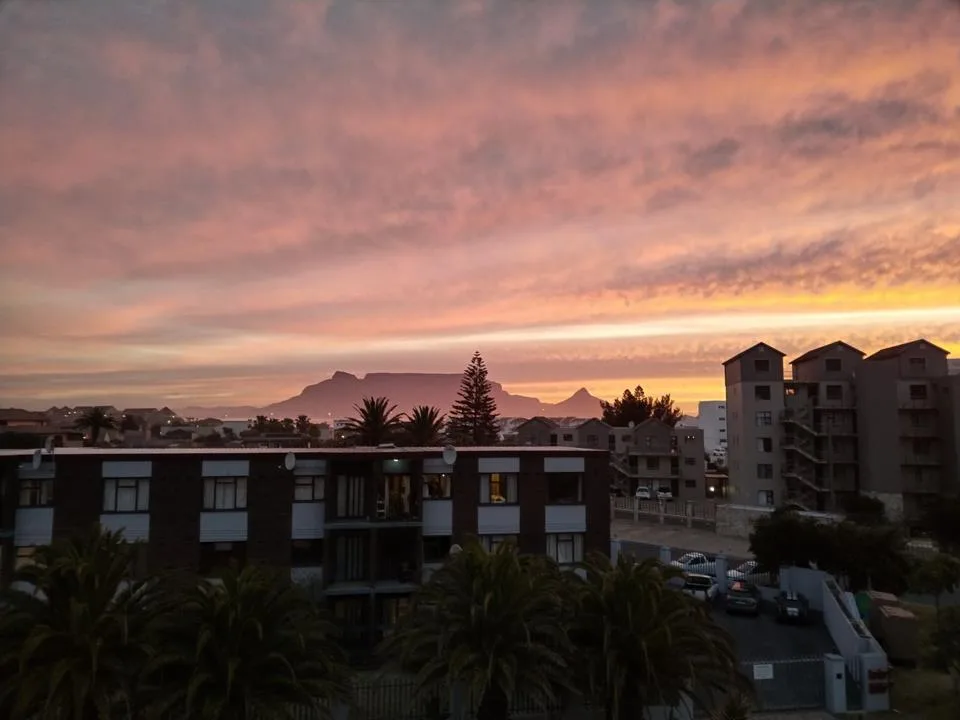 2 Bedroom Apartment / flat to rent in Waves Edge
