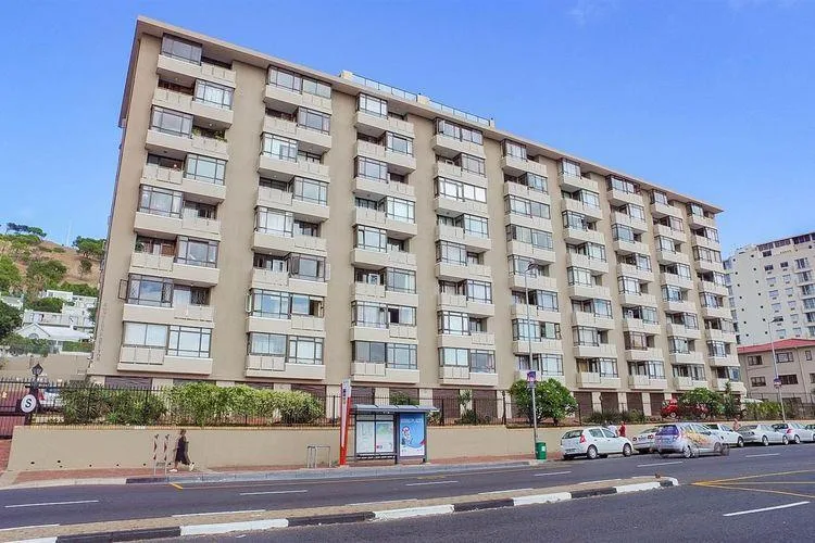 Apartment / flat to rent in Green Point