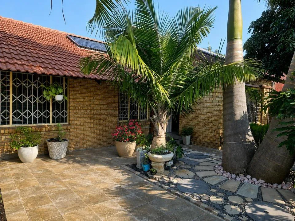 3 Bedroom Townhouse for sale in Cashan