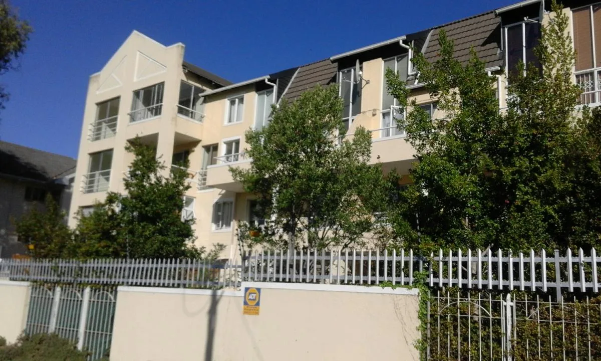 2 Bedroom Apartment / flat to rent in Kenilworth
