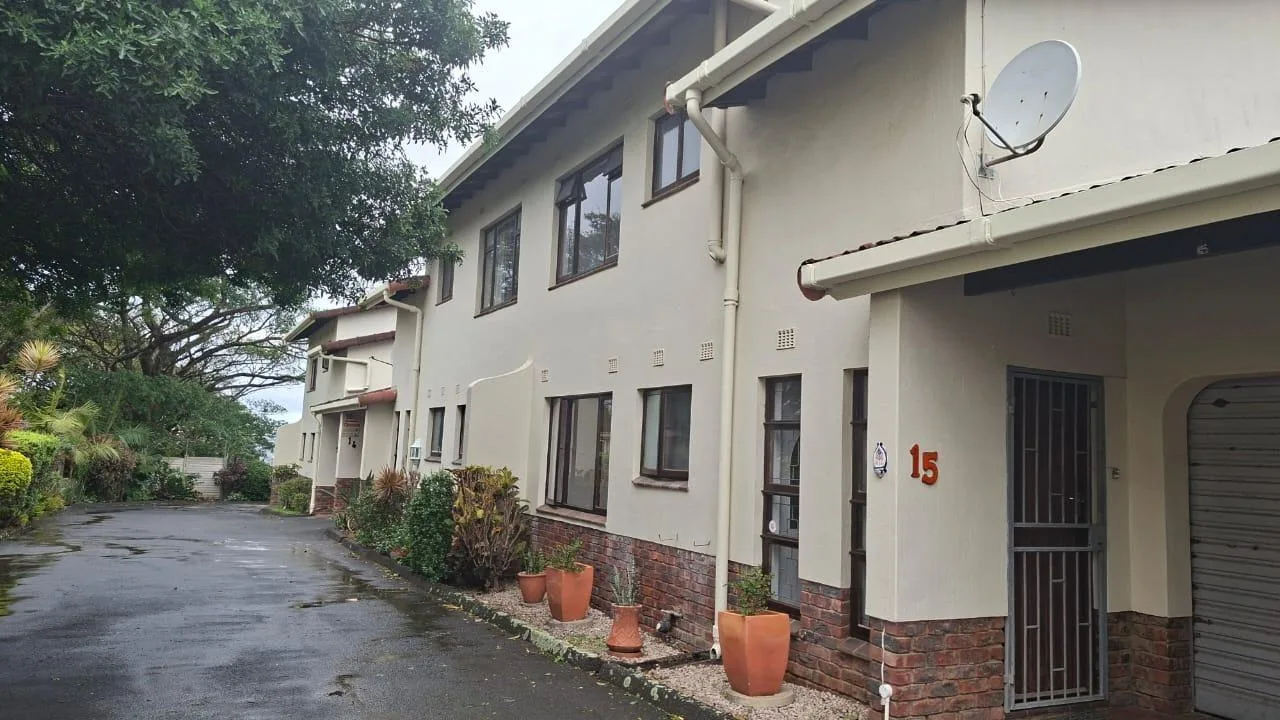2 Bedroom Townhouse to rent in Umtentweni