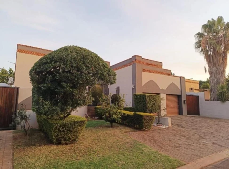 3 Bedroom House for sale in Safari Gardens