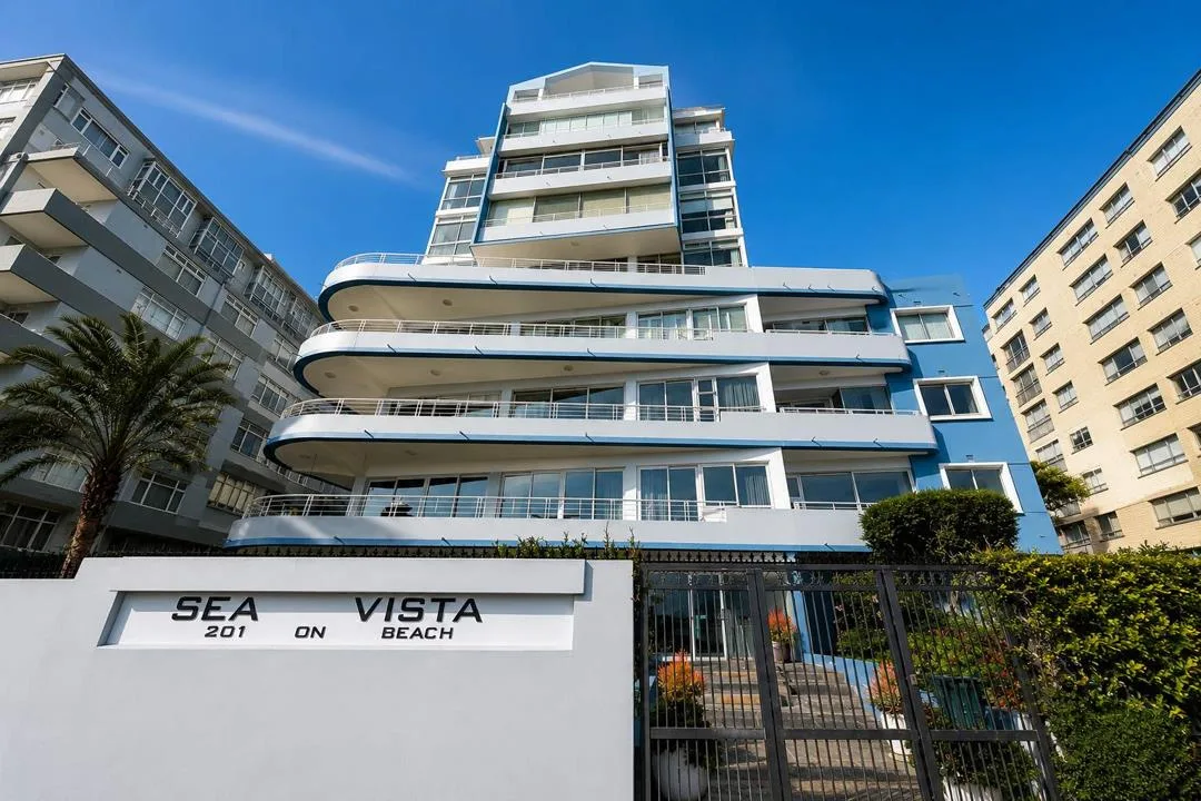 1 Bedroom Apartment / flat to rent in Sea Point