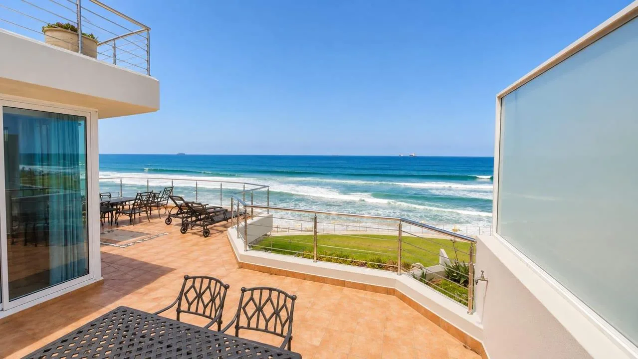3 Bedroom Apartment / flat to rent in Umhlanga Central