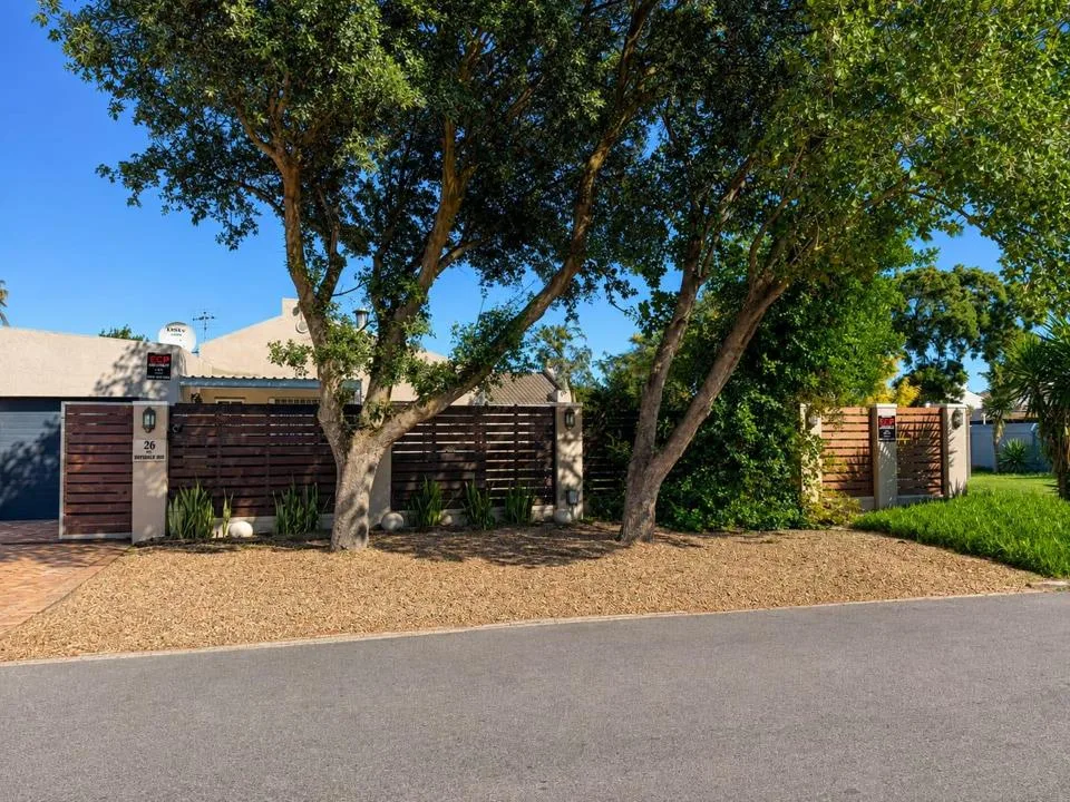 4 Bedroom House to rent in Edgemead