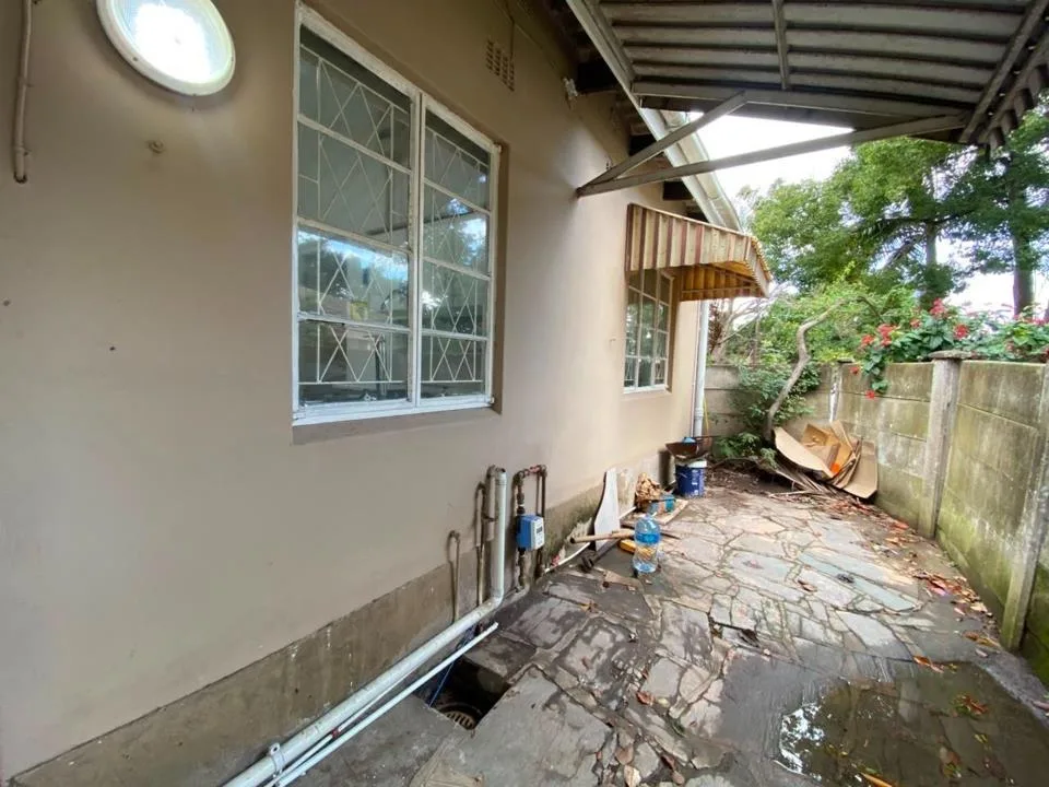 1 Bedroom House to rent in Pinetown Central