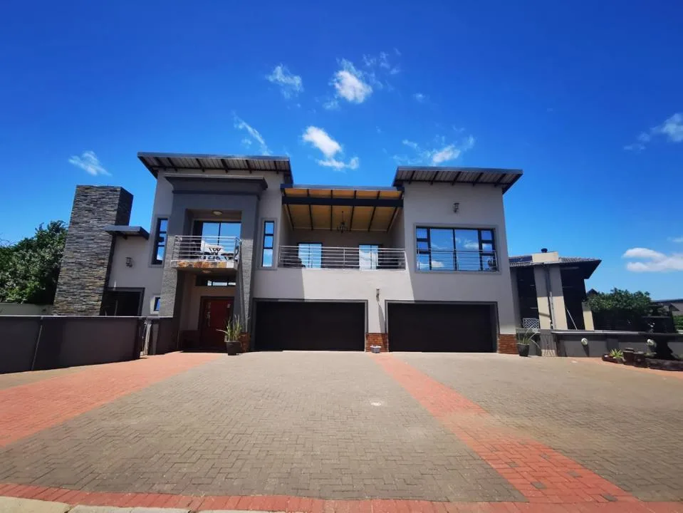 5 Bedroom House to rent in Meer En See