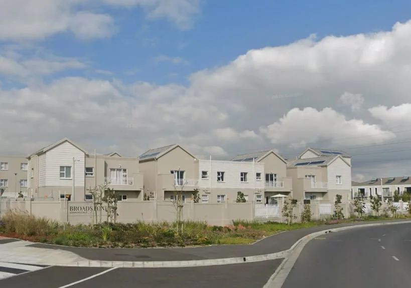 3 Bedroom Apartment / flat to rent in Sunningdale