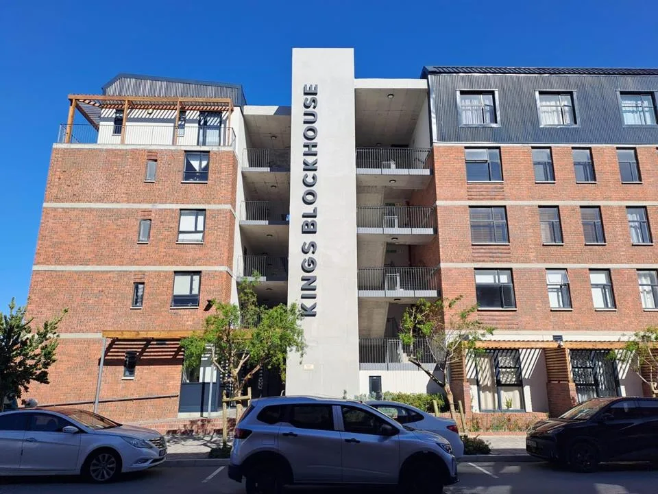0.5 Bedroom Apartment / flat to rent in Pinelands