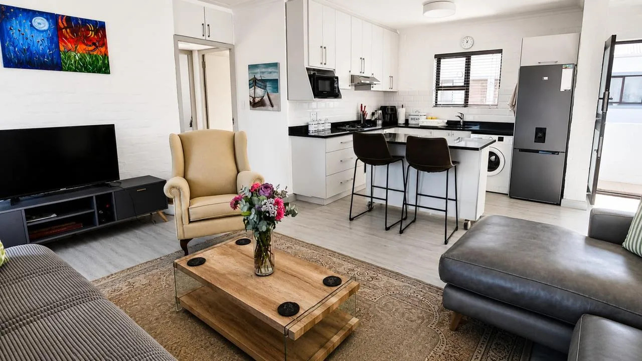 1 Bedroom Apartment / flat to rent in Sandbaai