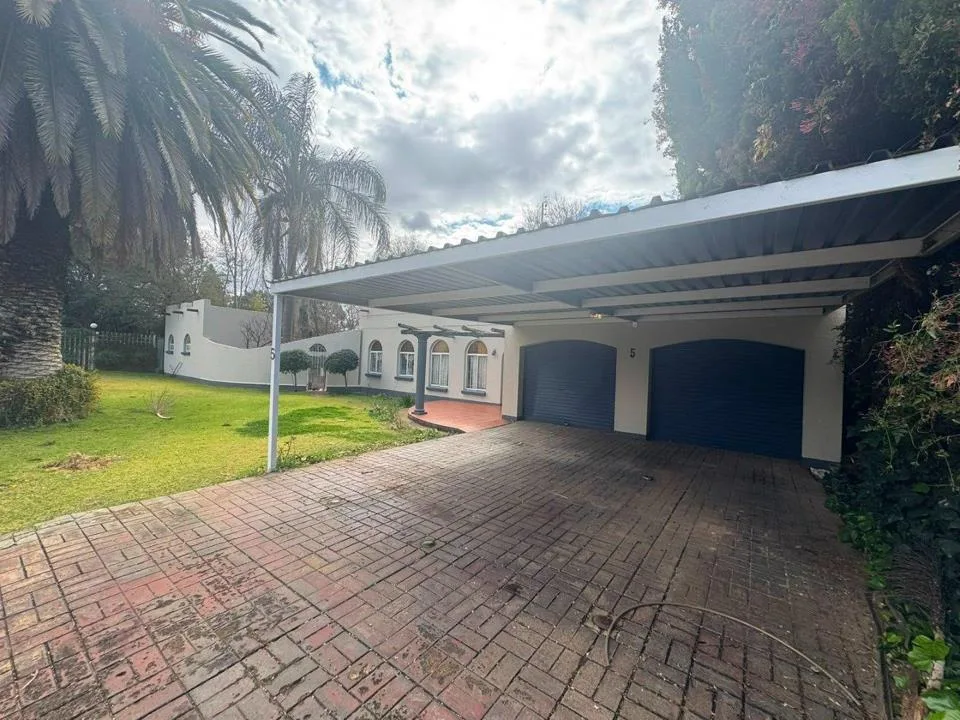 3 Bedroom House for sale in Potchefstroom South