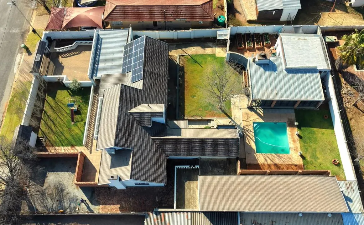 7 Bedroom House for sale in Baillie Park