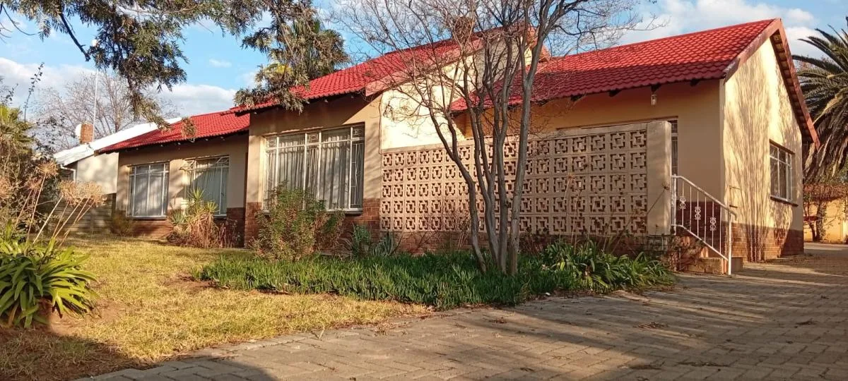 3 Bedroom House for sale in La Hoff