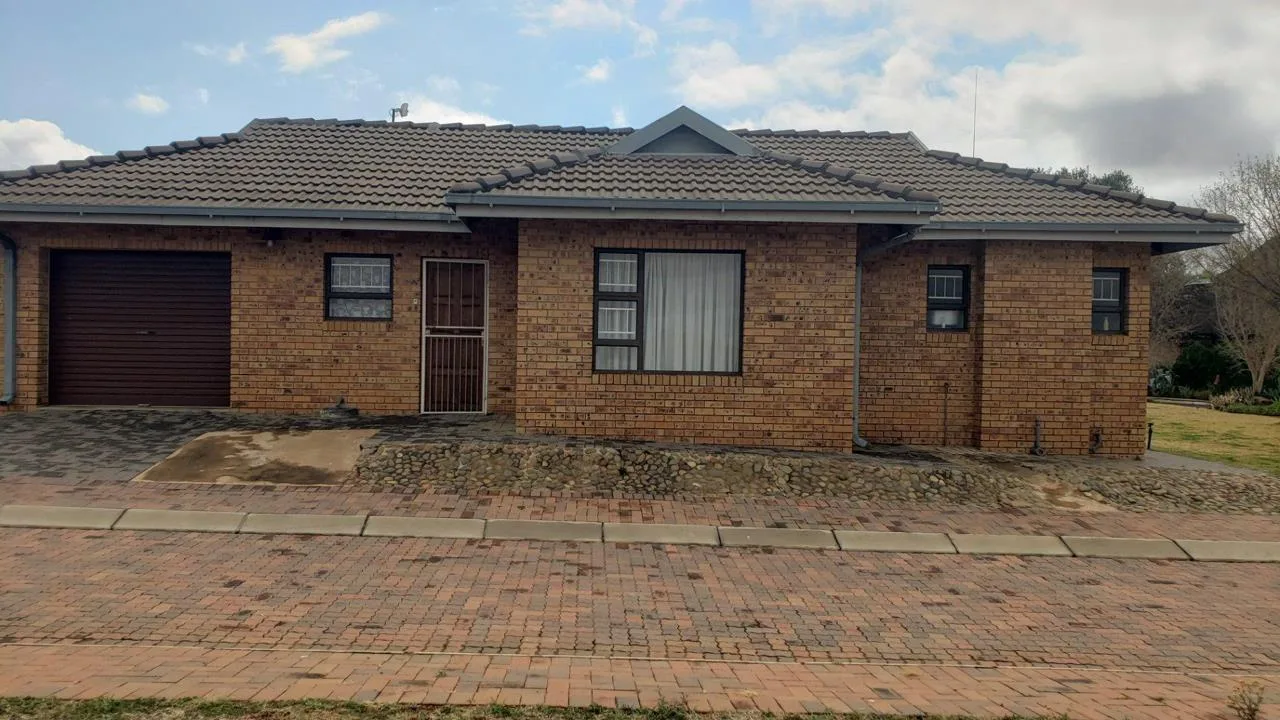 2 Bedroom House for sale in Christiana