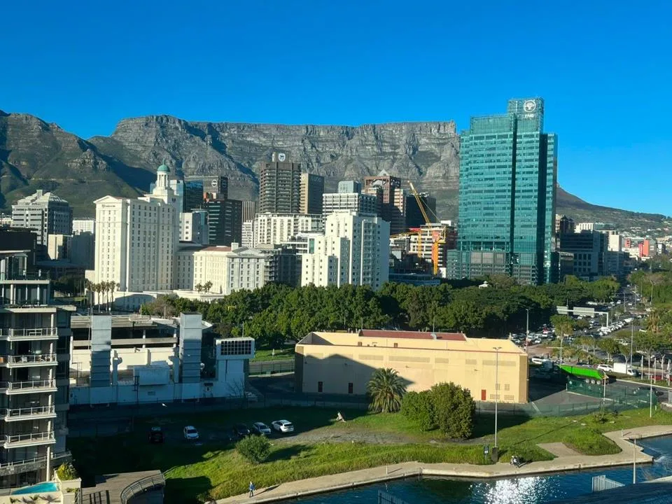 1 Bedroom Apartment / flat to rent in Foreshore