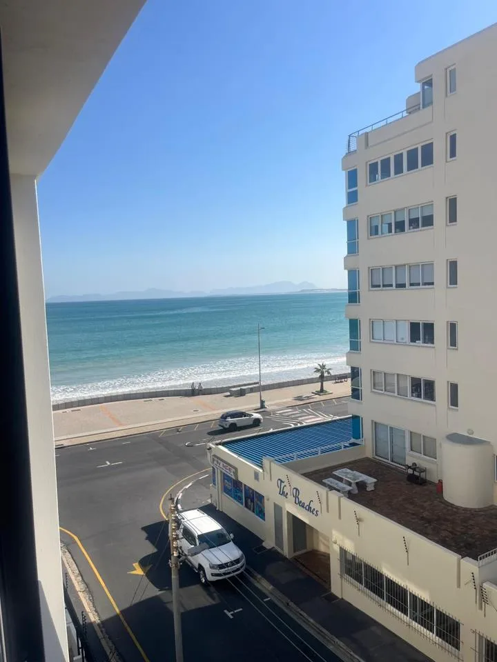 3 Bedroom House to rent in Strand North