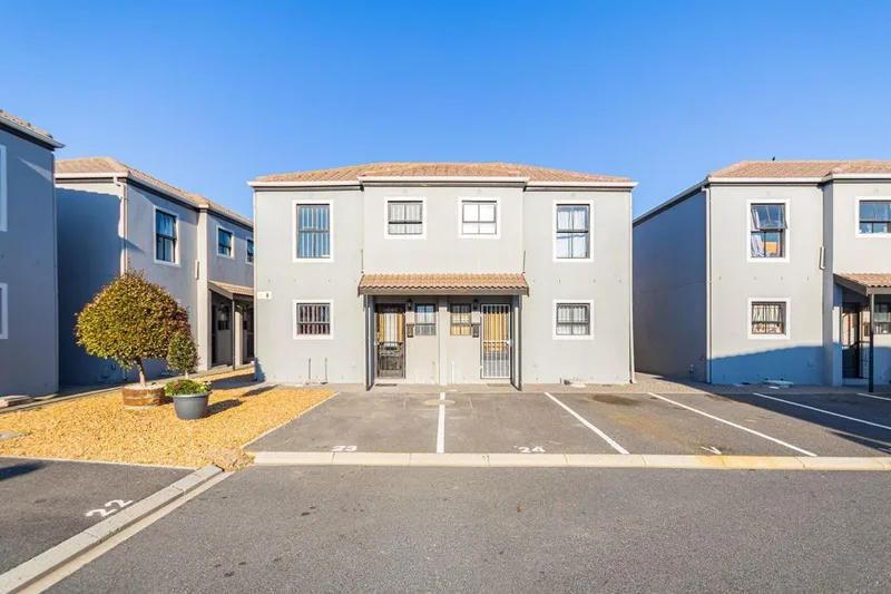 2 Bedroom Townhouse to rent in Parklands