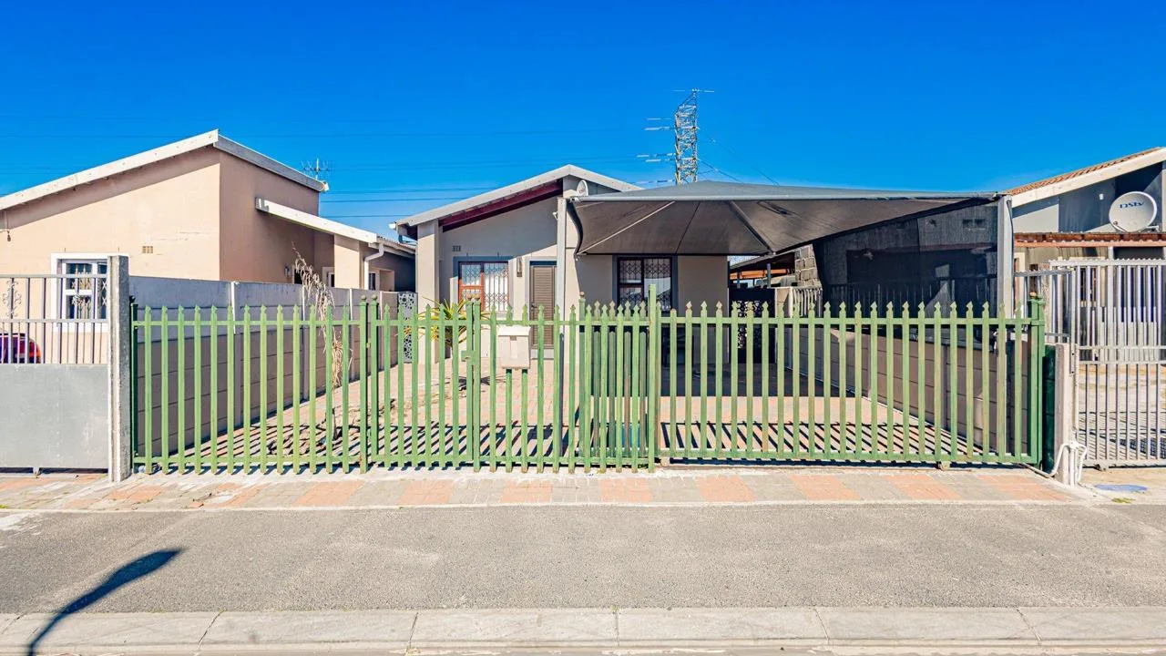 2 Bedroom House to rent in Lentegeur