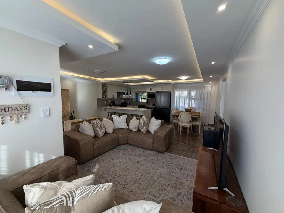 2 Bedroom Apartment / flat to rent in Diaz Beach