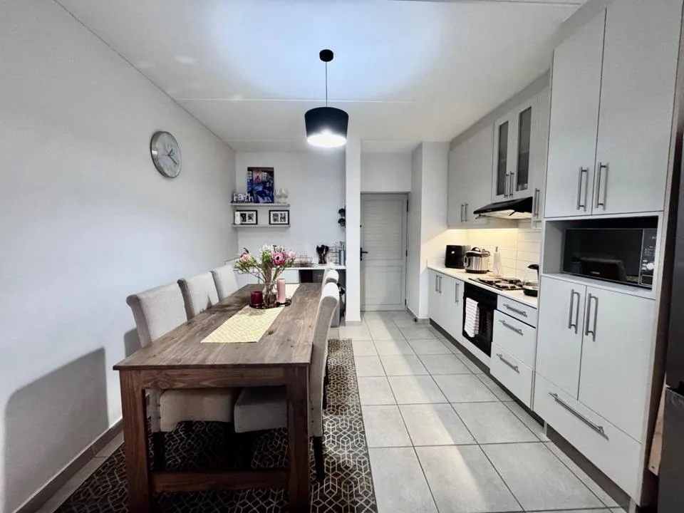 2 Bedroom Apartment / flat to rent in Langeberg Ridge