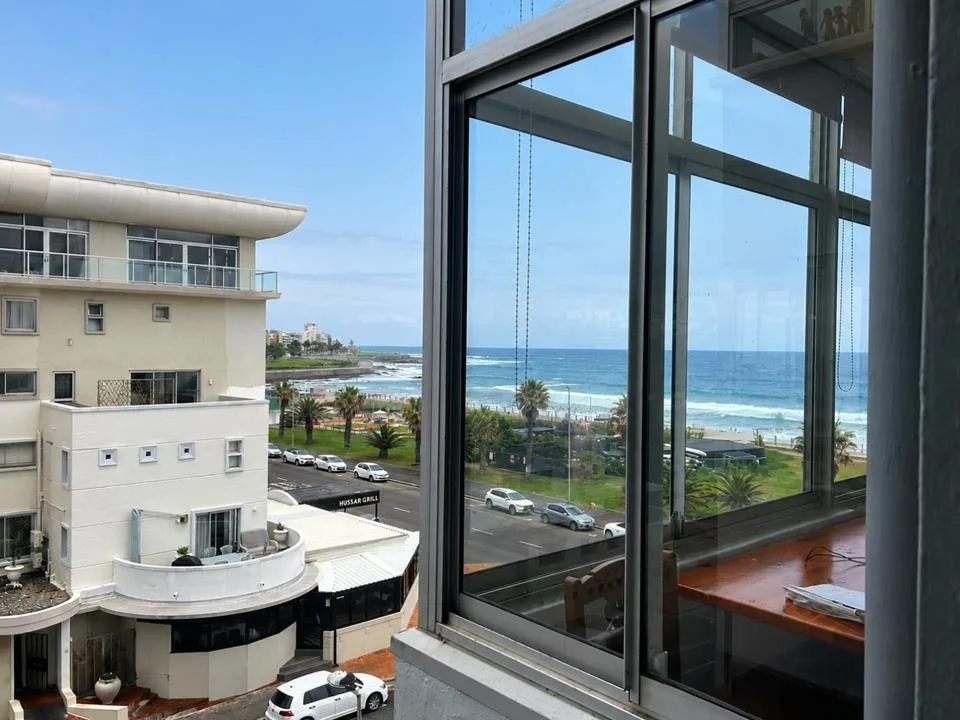 Apartment / flat to rent in Mouille Point