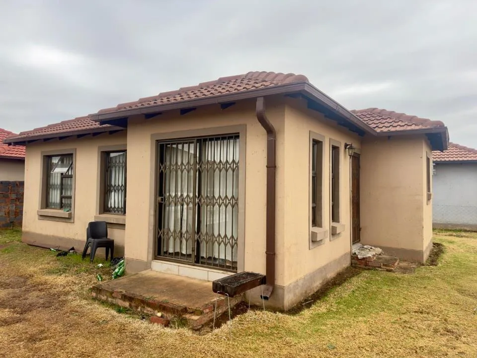 3 Bedroom House for sale in Ellaton