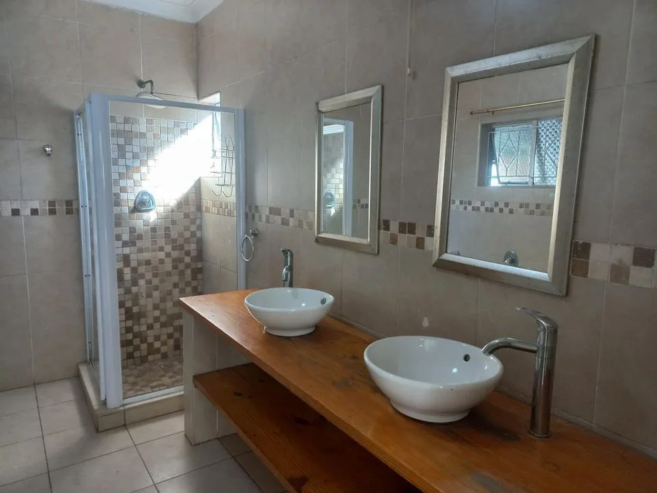 4 Bedroom House for sale in Wilkeville