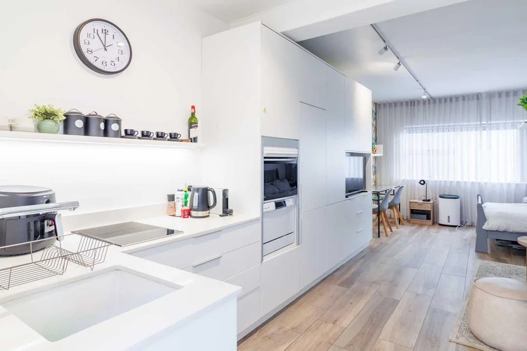 1 Bedroom Apartment / flat to rent in Mouille Point
