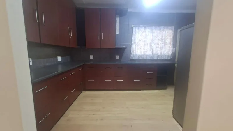 3 Bedroom House for sale in Oudorp