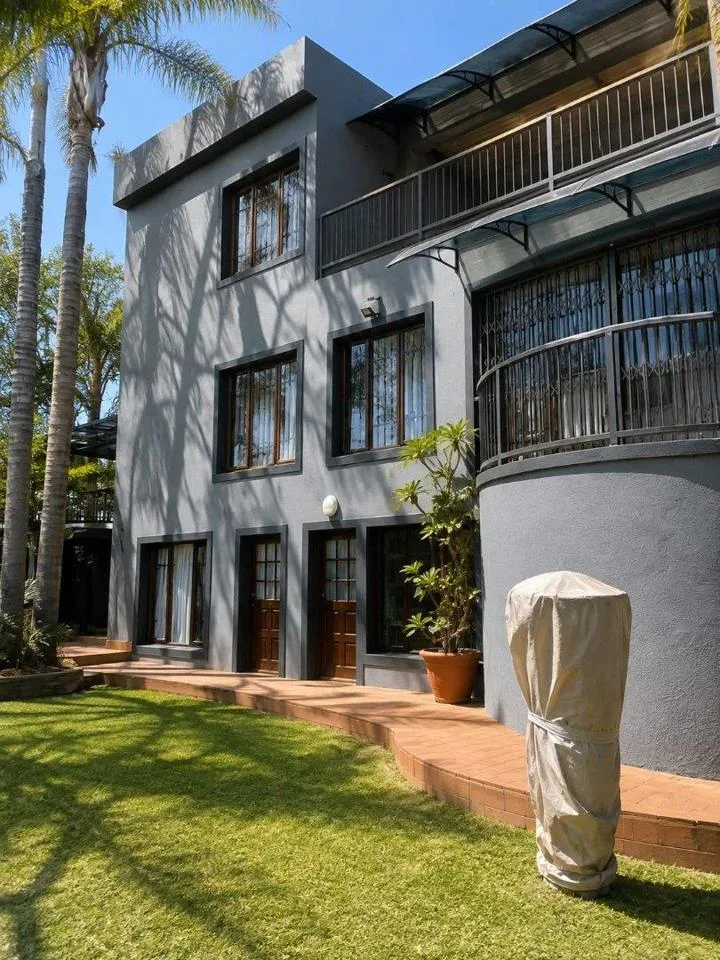 4 Bedroom House for sale in Meerhof