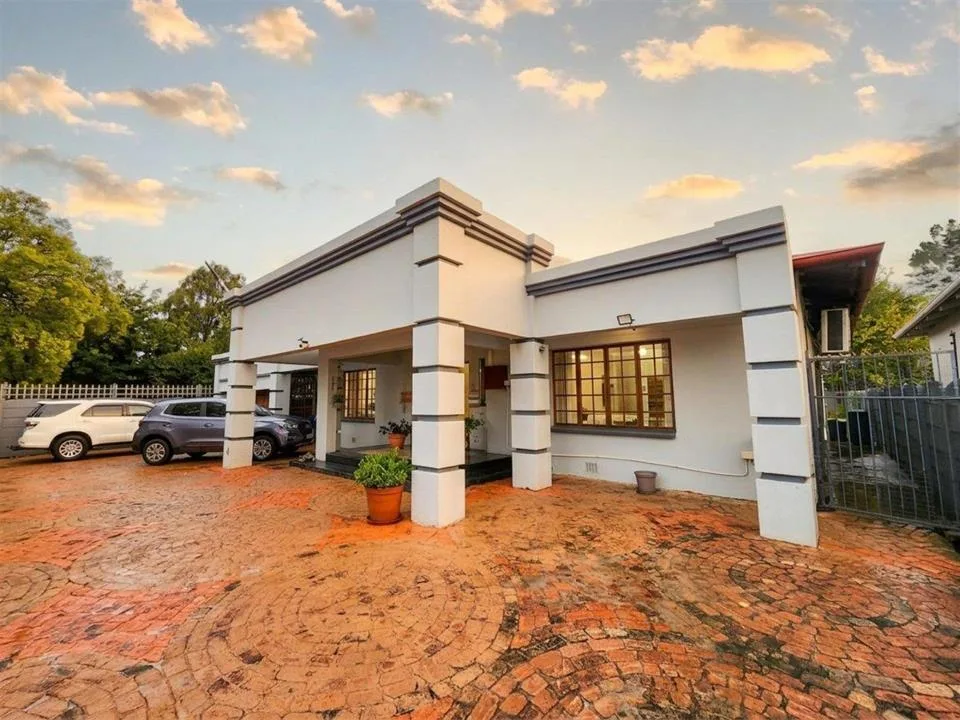 3 Bedroom House for sale in Potchefstroom South