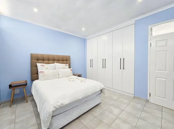 1.5 Bedroom Apartment / flat to rent in Morningside