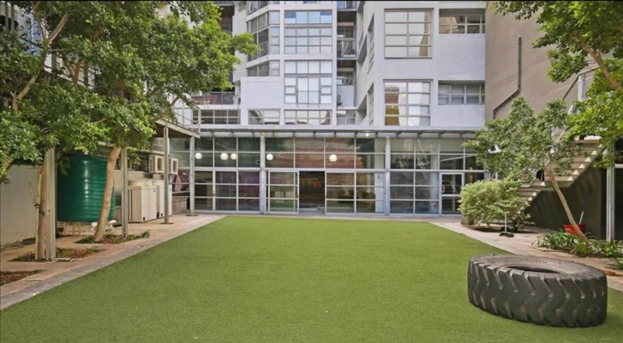 0.5 Bedroom Apartment / flat to rent in Salt River
