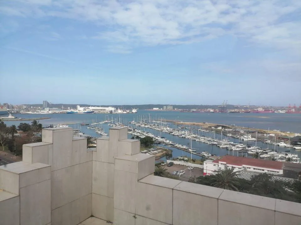 2 Bedroom Apartment / flat to rent in Esplanade