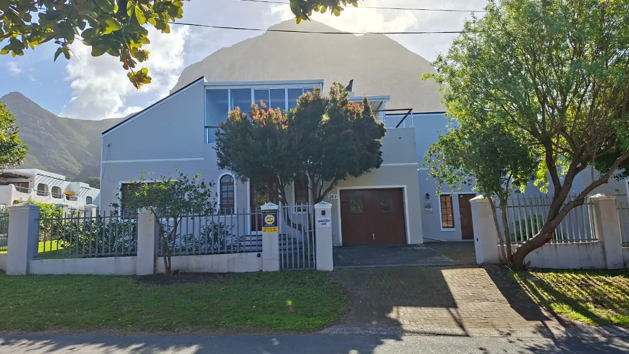 3 Bedroom House to rent in Voelklip