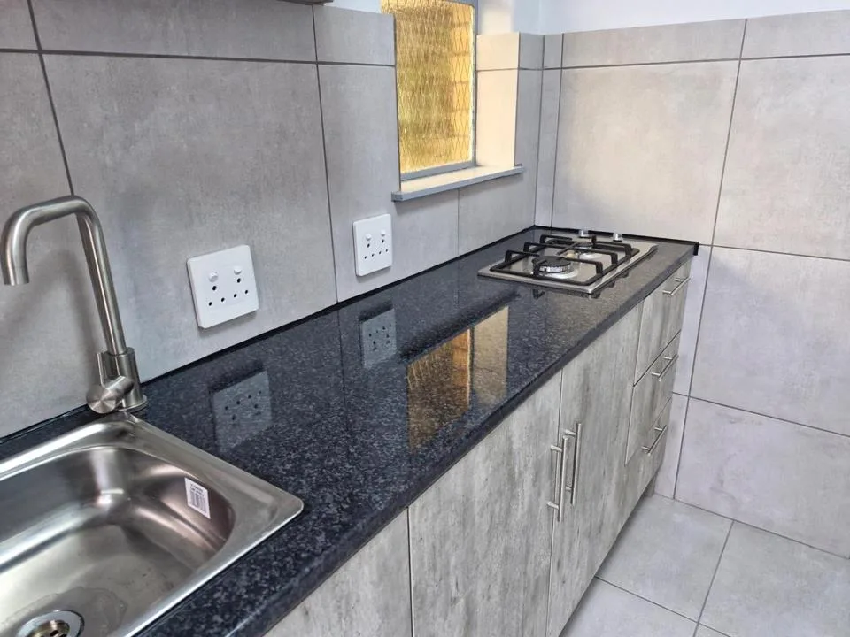 1 Bedroom Apartment / flat to rent in Parow North