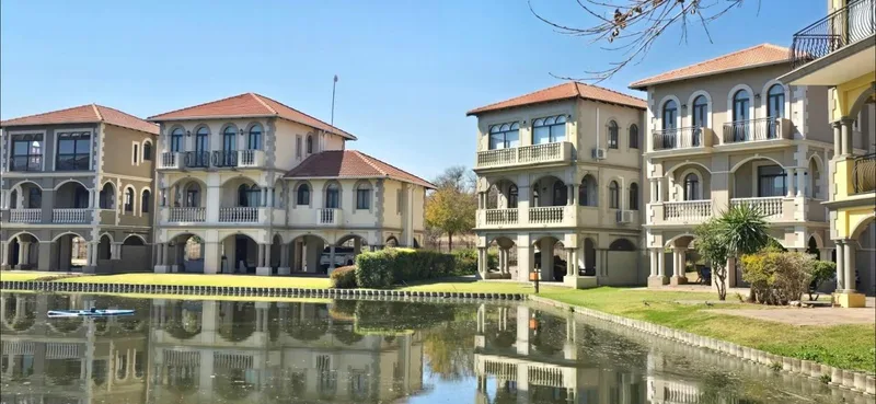 3 Bedroom Townhouse for sale in Ifafi