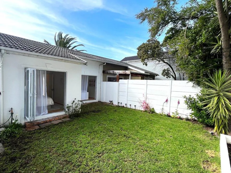 2 Bedroom House to rent in Kenilworth